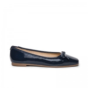 Navy Bernardo Gwynn Women Ballet Flats | TCW1725AL