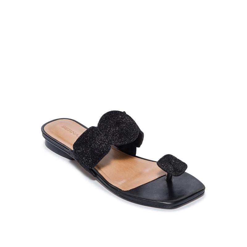 Black Bernardo Palermo Women Flat Sandals | GKW9320GF