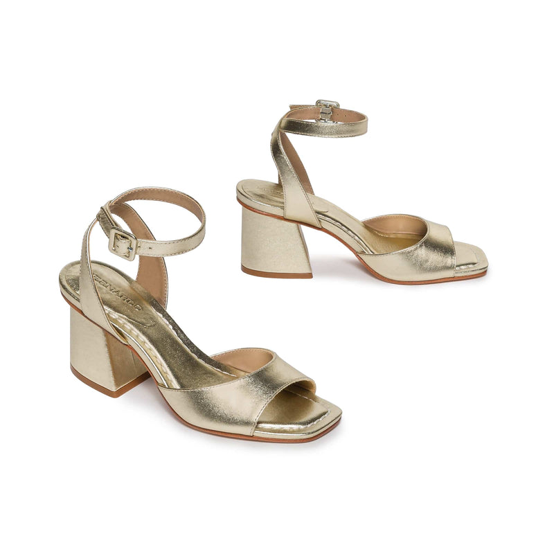 Gold Bernardo Nyack Women Heels Sandals | SGP595VJ