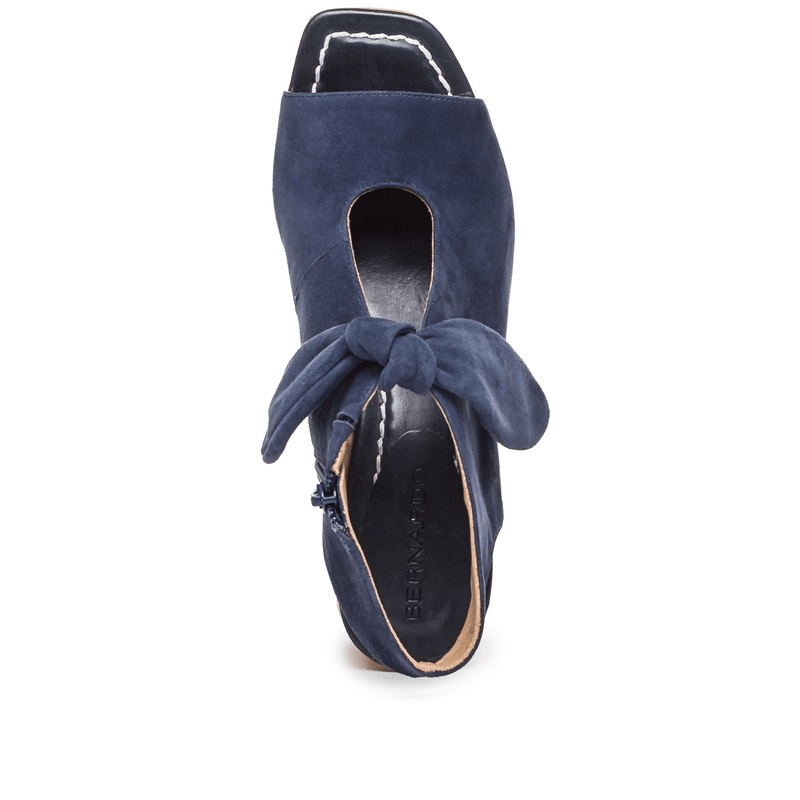 Navy Bernardo Lizzie Women Booties | ZIM9640CL